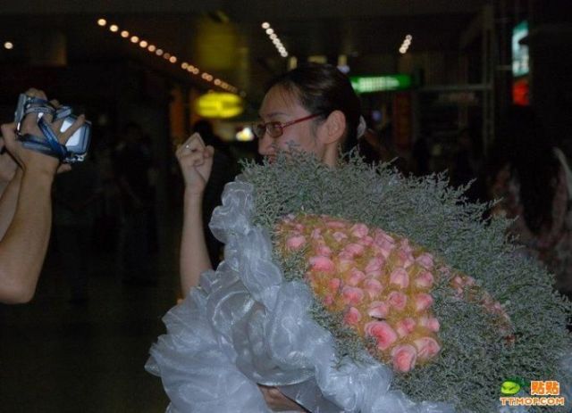 How to make a proposal and surprise the girl (16 pics)