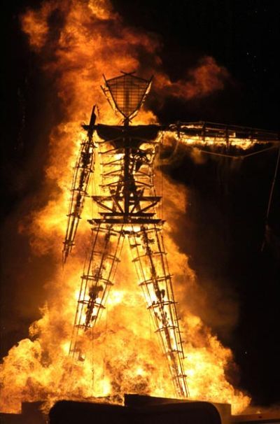Burning Man Festival 2009 in the Nevada desert (35 pics)