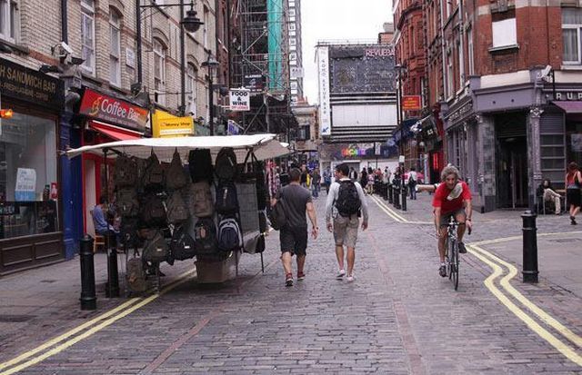 London back then and today: 60 years difference (18 pics)