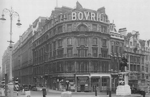 London back then and today: 60 years difference (18 pics)