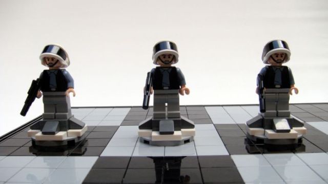 Cool Lego Star Wars chess (52 pics)