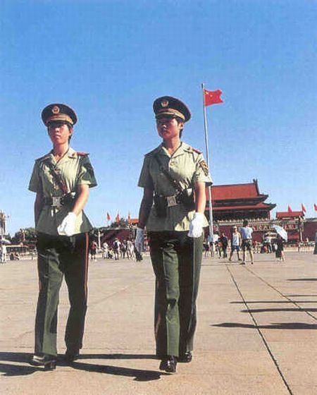 Chinese military girls (20 pics)