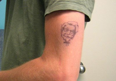 The most horrible food tattoos (24 pics)