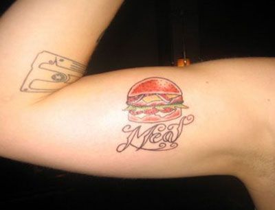 The most horrible food tattoos (24 pics)