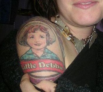 The most horrible food tattoos (24 pics)