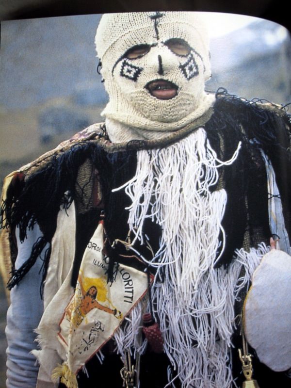 Knitted masks (22 pics)