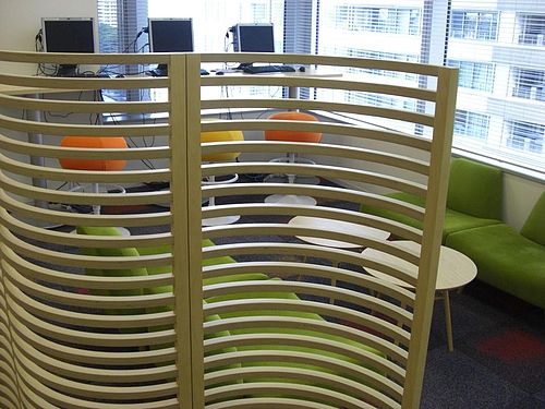 Japanese Yahoo office (40 pics)