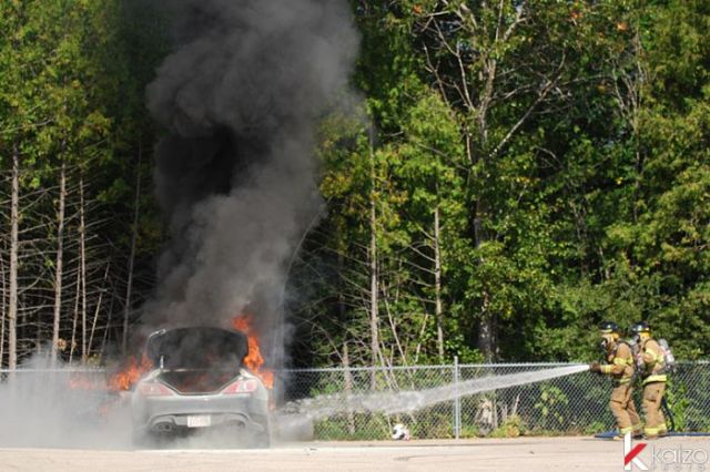 Burnt Hyundai Genesis Coupe (25 pics)