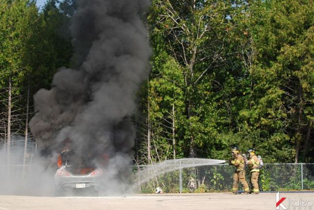 Burnt Hyundai Genesis Coupe (25 pics)