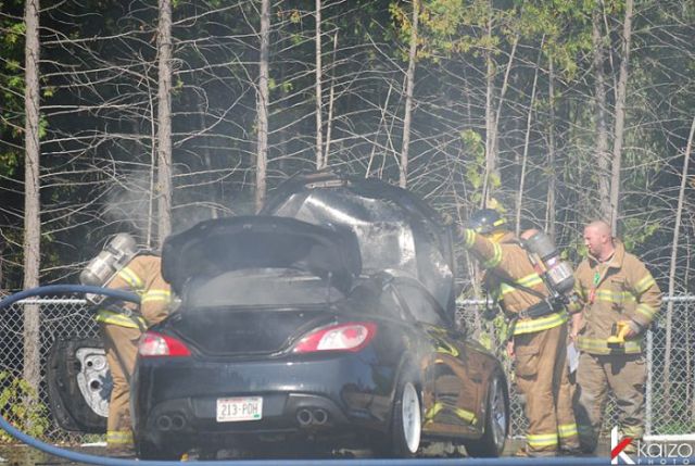 Burnt Hyundai Genesis Coupe (25 pics)