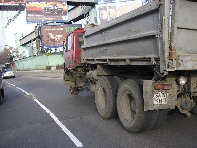 Russian drivers: skilled or crazy (15 pics + 1 video)
