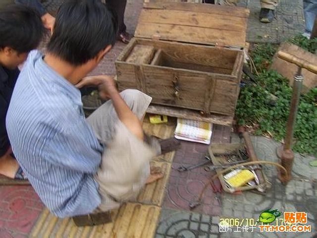 A man with a strong will (21 pics)