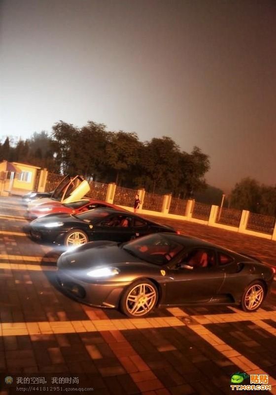Supercars in China (35 pics)