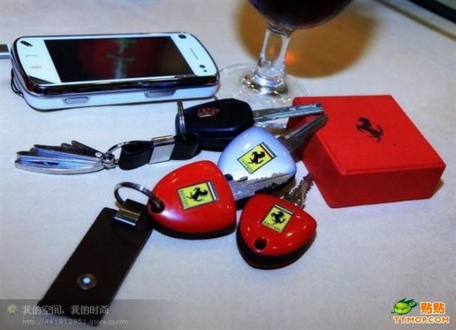 Supercars in China (35 pics)