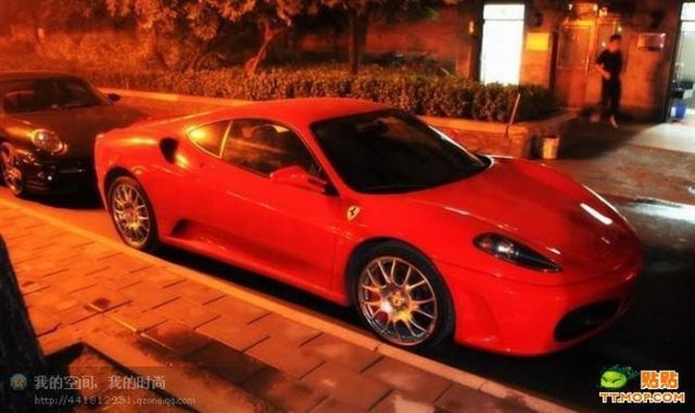 Supercars in China (35 pics)