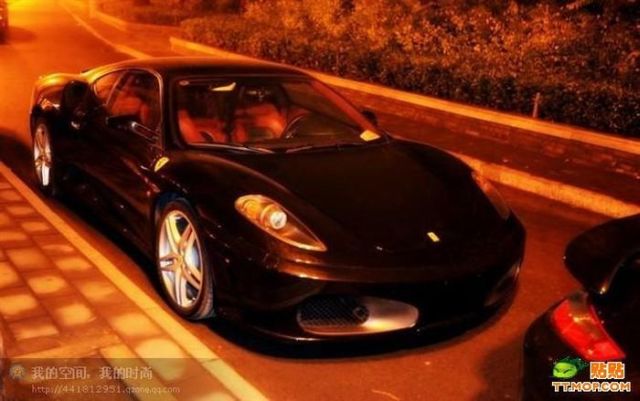 Supercars in China (35 pics)