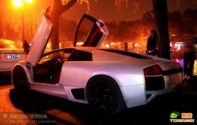 Supercars in China (35 pics)