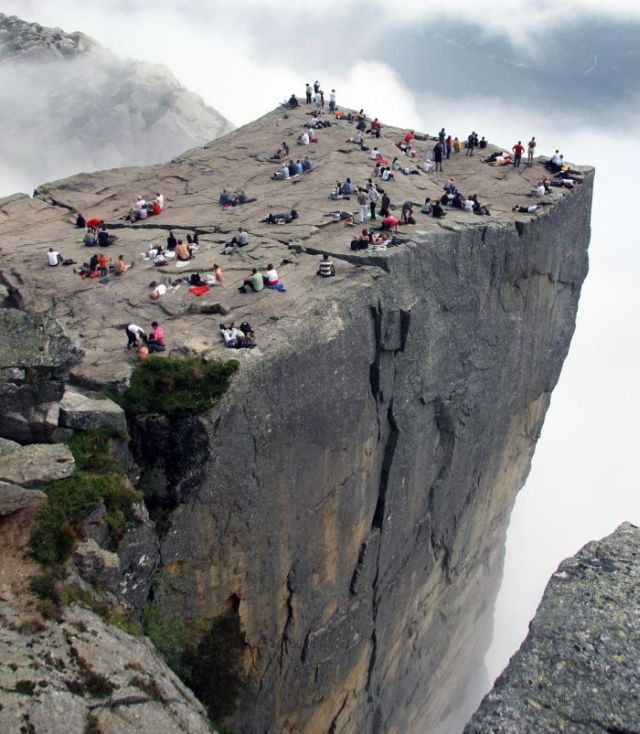 Daily picdump (144 pics)