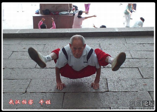 Sports grandpa (11 pics)