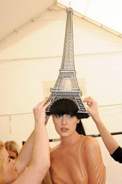 Charlie le Mindu's hairy creations at London fashion week (14 pics)