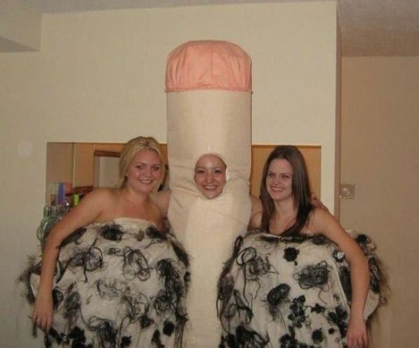 Weird and hilarious Halloween costumes (46 pics)