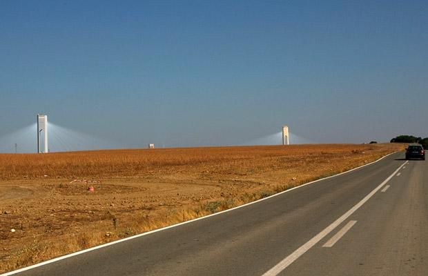 The Solucar solar power plant in Sanlucar la Mayor (10 pics)