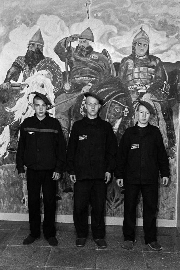 Youth of Russia's backwoods (63 pics)