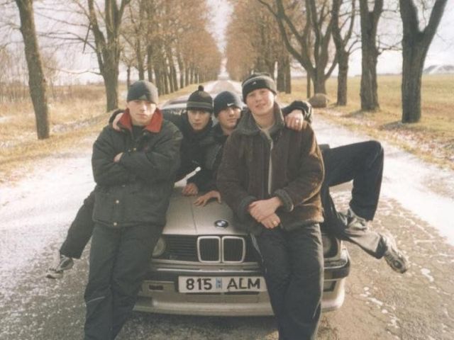 Youth of Russia's backwoods (63 pics)
