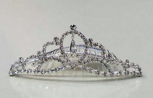 Royal crowns and tiaras (47 pics)