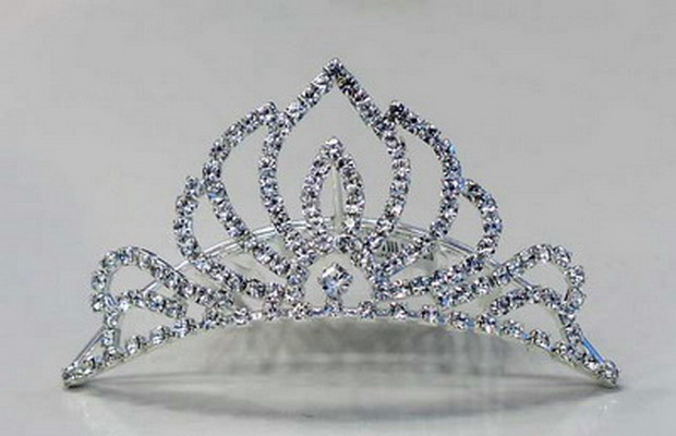 Royal crowns and tiaras (47 pics)