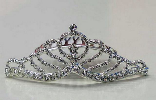 Royal crowns and tiaras (47 pics)