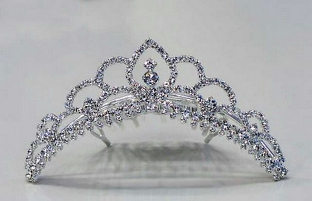 Royal crowns and tiaras (47 pics)