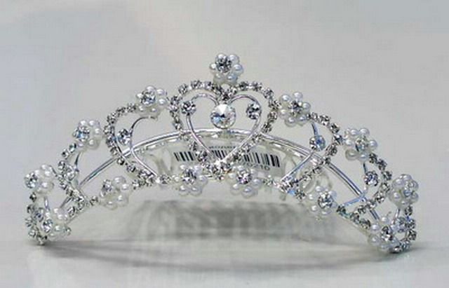 Royal crowns and tiaras (47 pics)