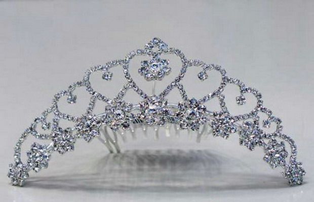 Royal crowns and tiaras (47 pics)