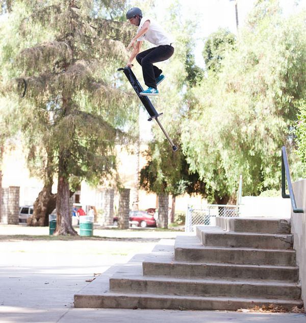 Fred Grzybowski - the world's top extreme pogo artist (14 pics)