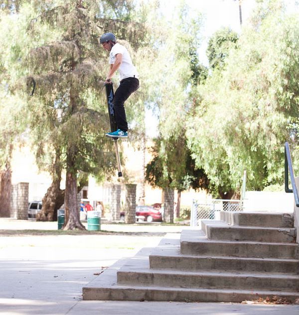 Fred Grzybowski - the world's top extreme pogo artist (14 pics)