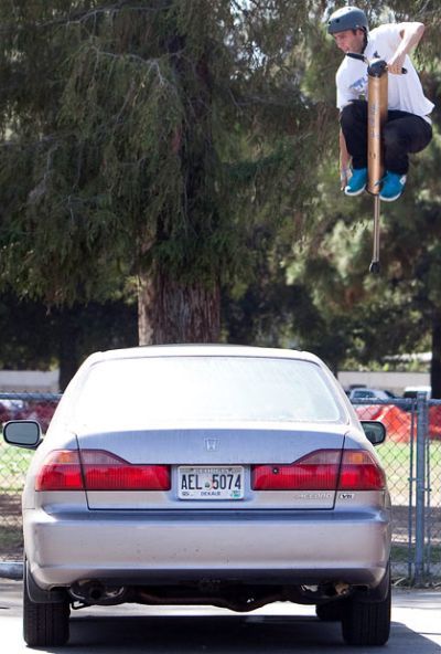 Fred Grzybowski - the world's top extreme pogo artist (14 pics)