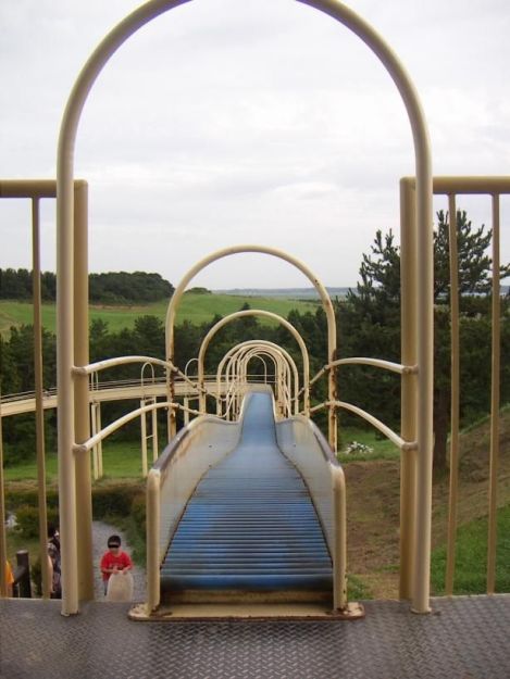 One huge playgroung slide (6 pics)