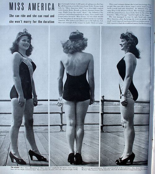 Swimsuits from the past (39 pics)