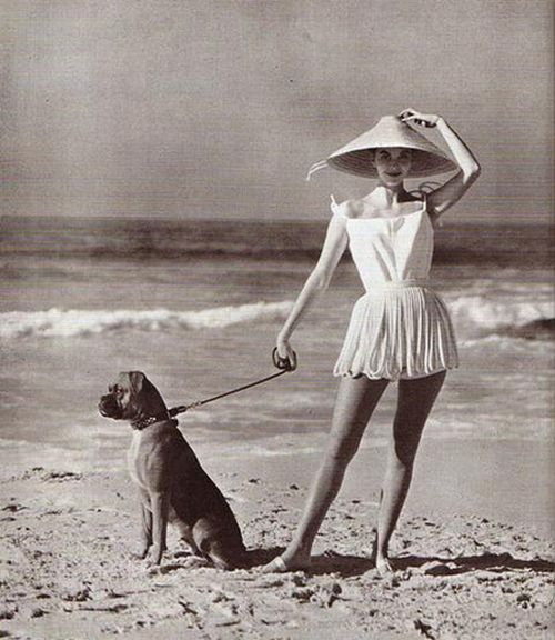Swimsuits from the past (39 pics)