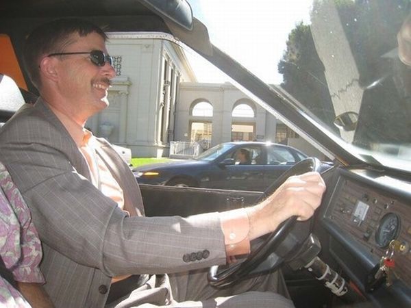 A car masterpiece (20 pics)