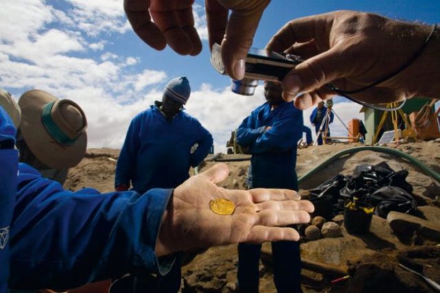 The Diamond Shipwreck - A 16th-century vessel carrying a fortune in gold (16 pics)