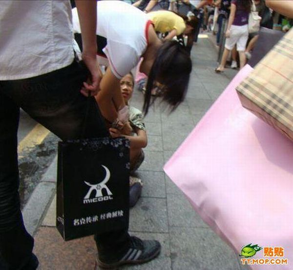 How beggars work in China (15 pics)
