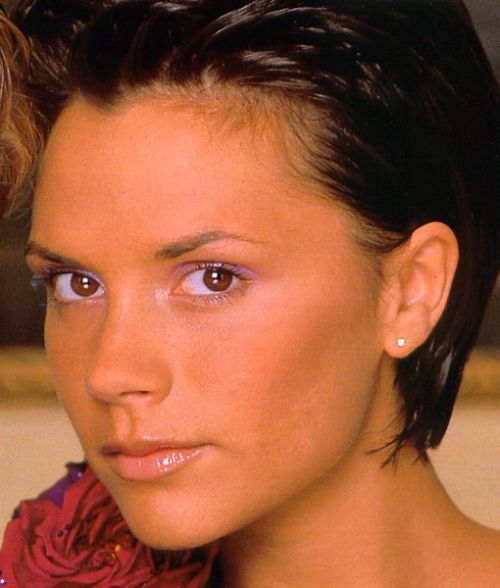 Victoria Beckham: before and after (23 pics)