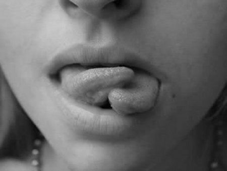 Stupid and weird body modifications (8 pics)
