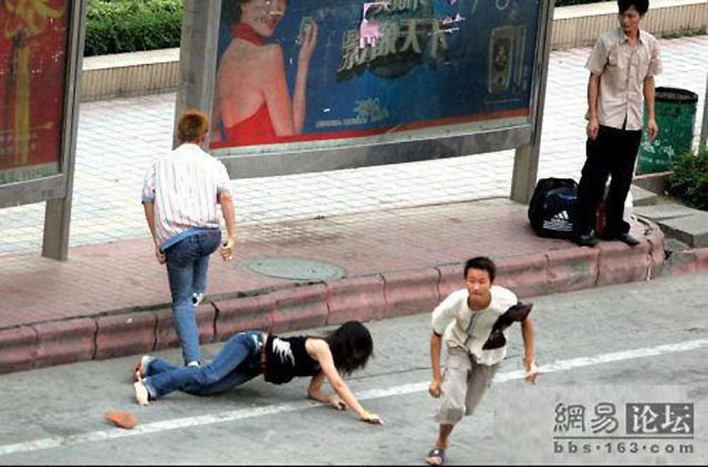 chinese_pickpockets_04.jpg