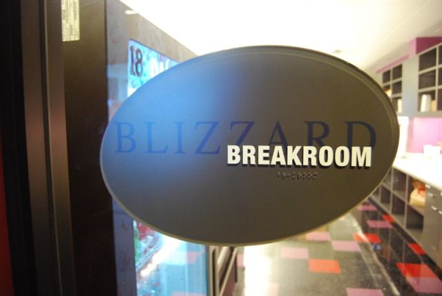 The office of Blizzard (106 pics)
