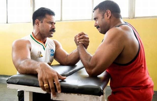 Joby Mathew - a man of strong will (11 pics)