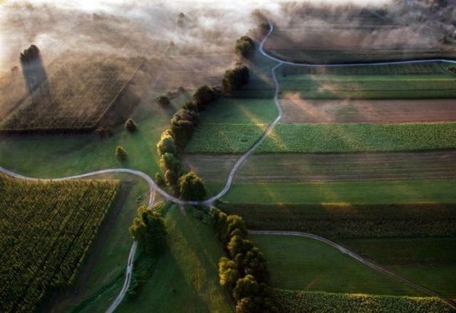 Beautiful landscapes from above (27 pics)