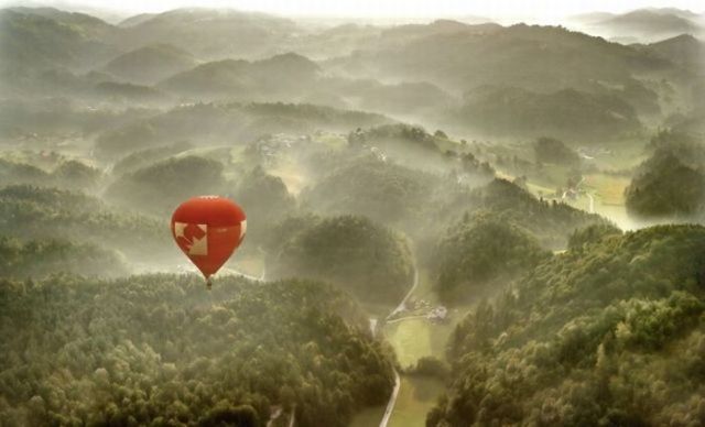 Beautiful landscapes from above (27 pics)
